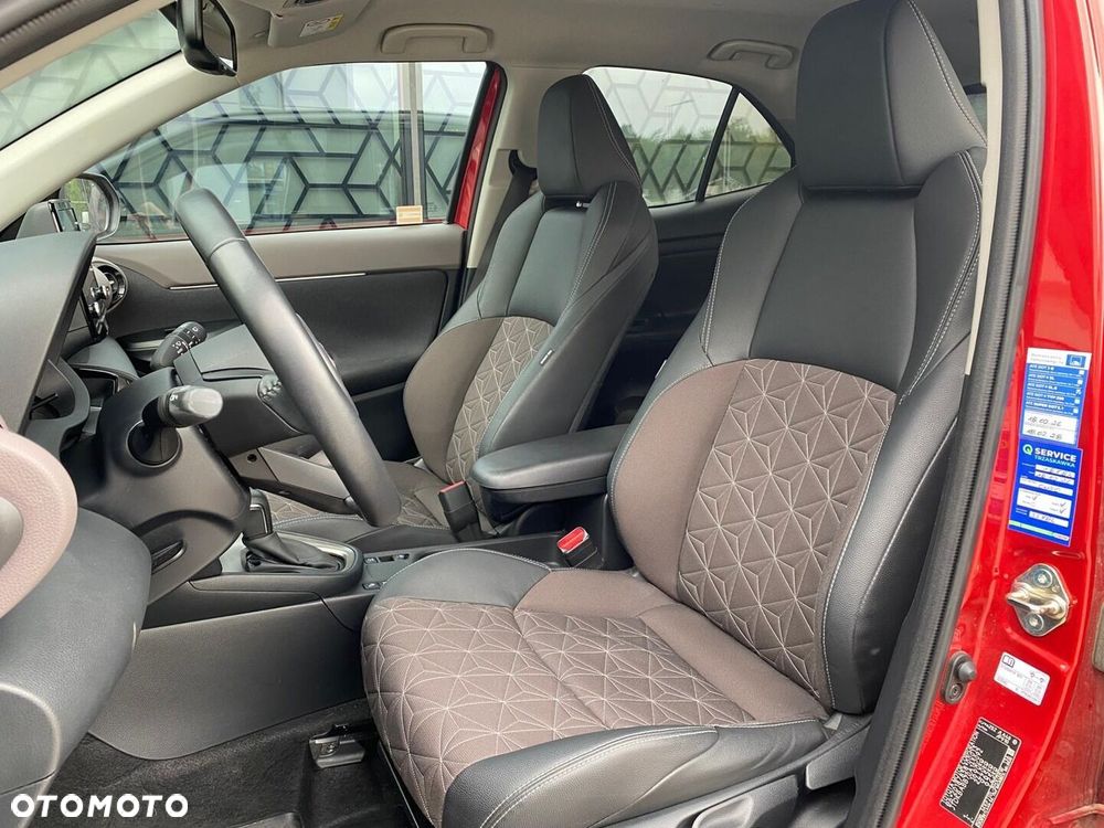 Toyota Yaris Cross Hybrid 1.5 Executive - 6