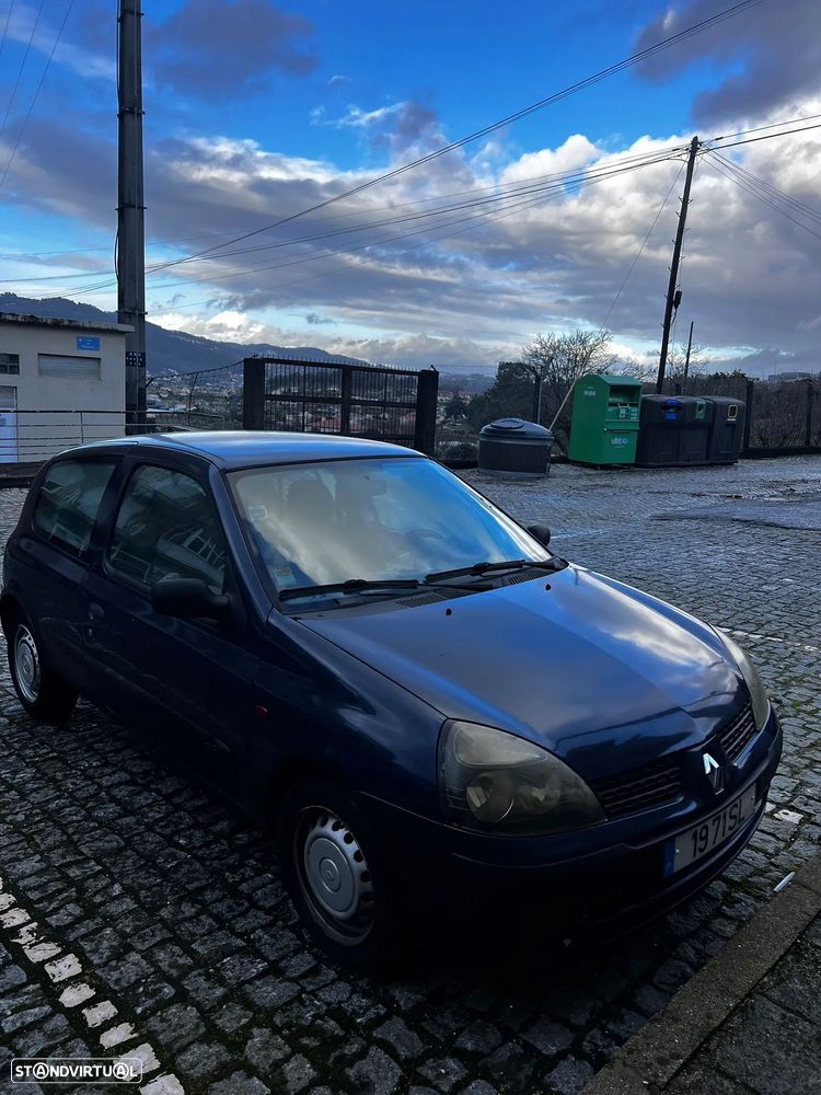 Renault Clio 1.5 dCi S - 1