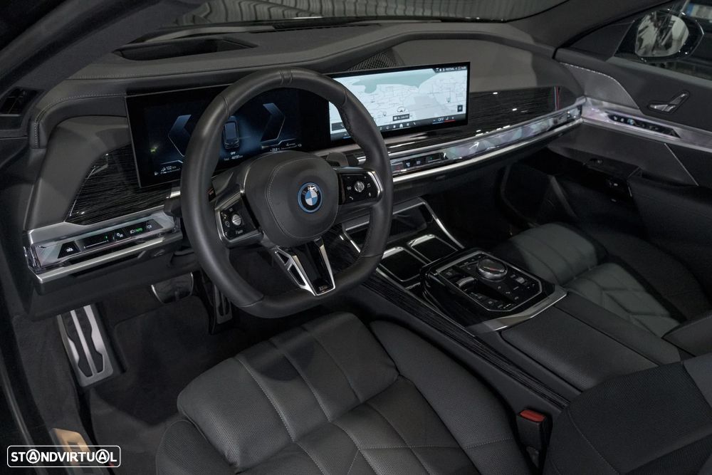 BMW 750 e xDrive - 21