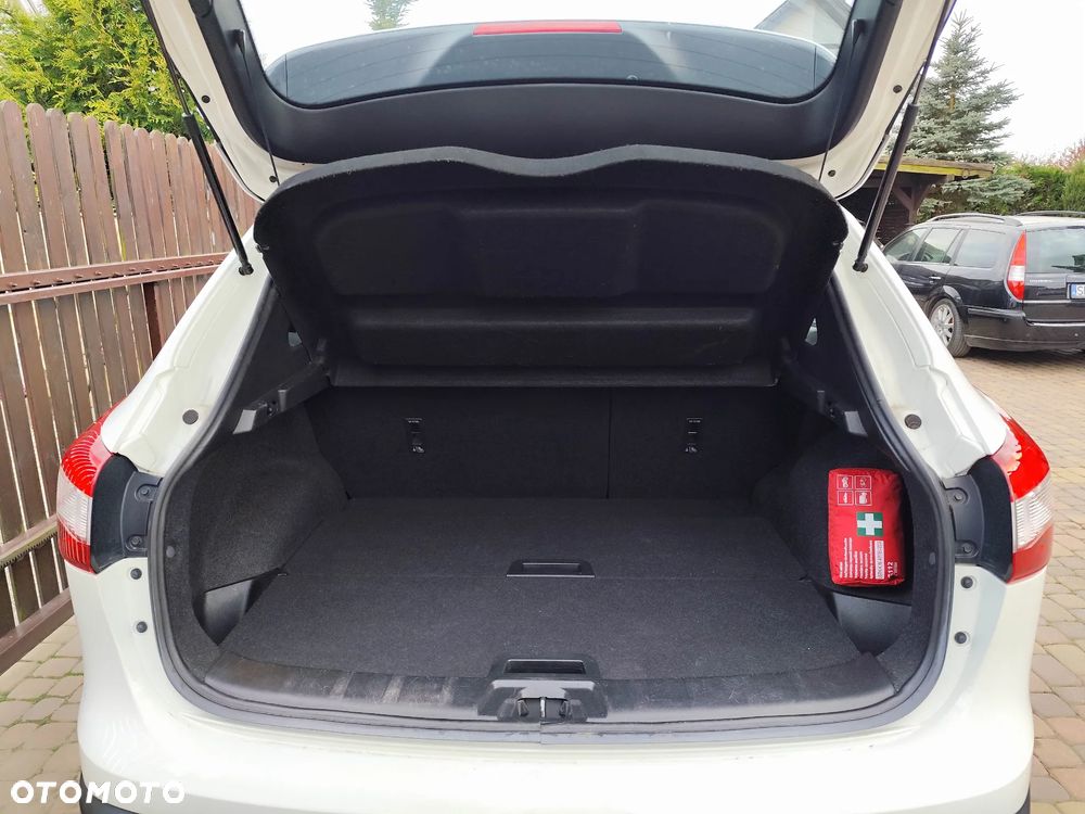 Nissan Qashqai 1.5 dCi Tekna+ - 10