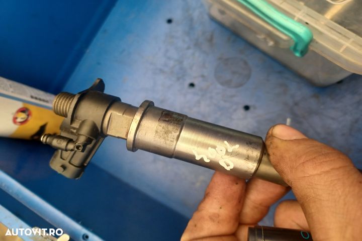 Injector motorina 0445115022 804554ah82409395 2.0 DCI Renault Laguna - 2
