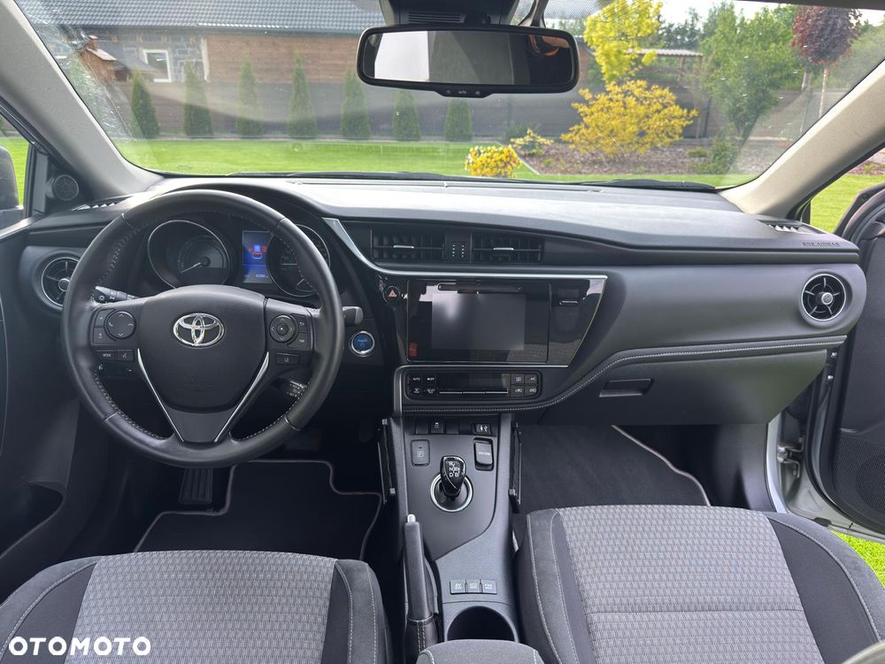 Toyota Auris - 14
