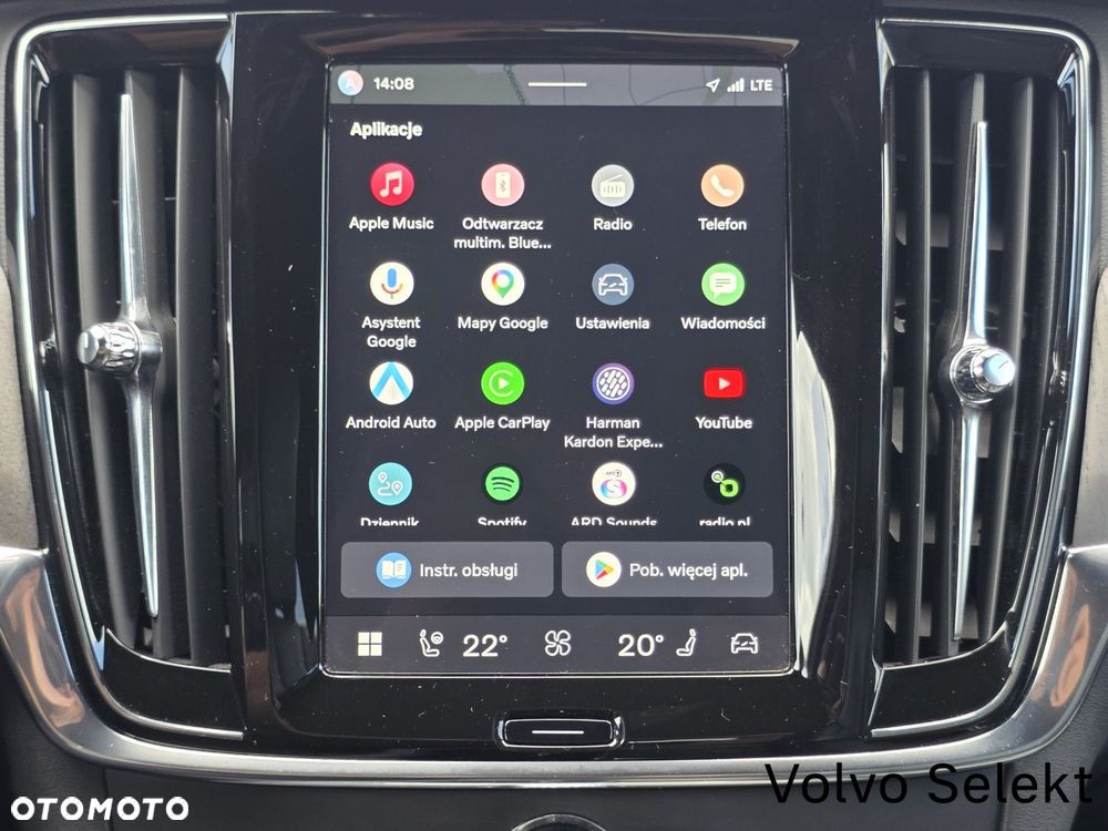 Volvo V90 Cross Country - 25