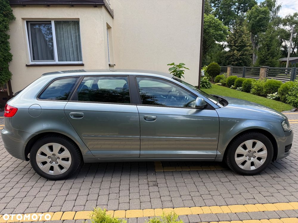 Audi A3 Sportback 1.4 TFSI Ambiente - 8