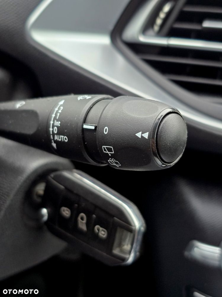 Peugeot 308 2018
