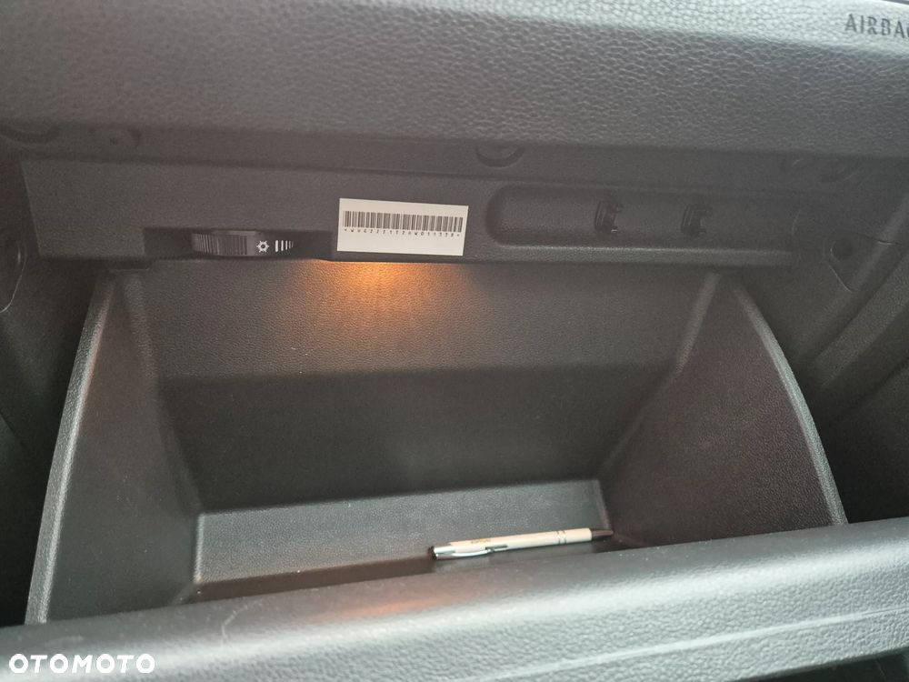 Volkswagen Touran - 13