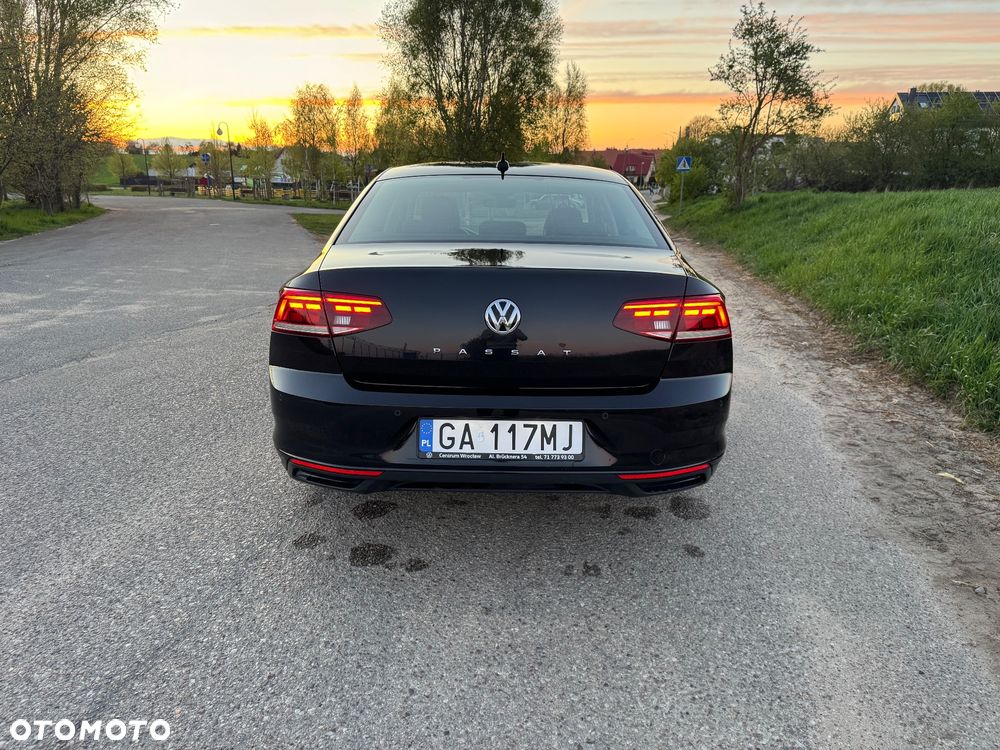 Volkswagen Passat 1.5 TSI EVO Essence DSG - 14