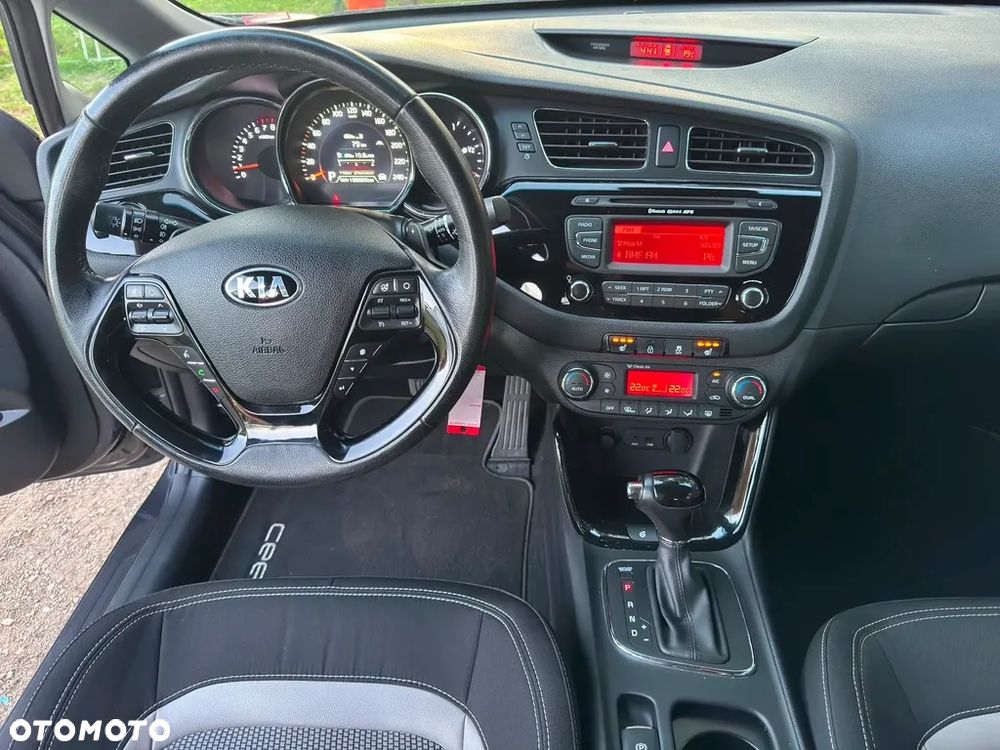 Kia Ceed 1.6 GDI DCT Platinum Edition - 7