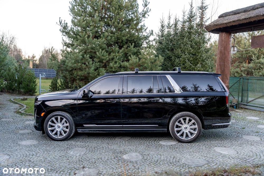 Cadillac Escalade - 15