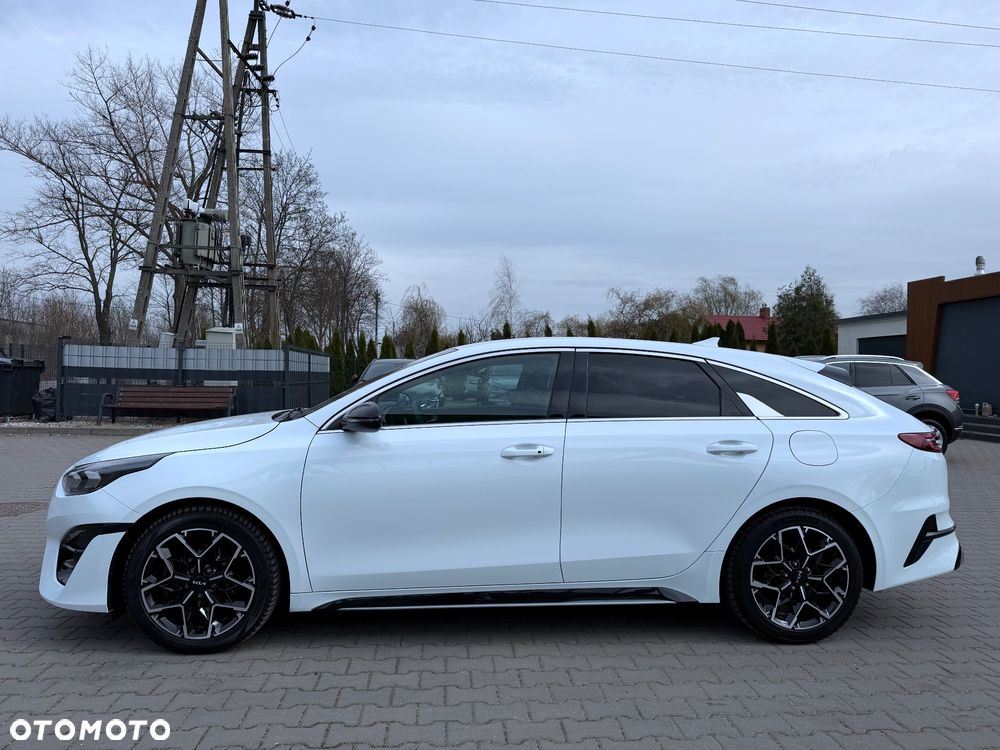Kia ProCeed 1.5 T-GDI DCT7 OPF GT LINE - 11