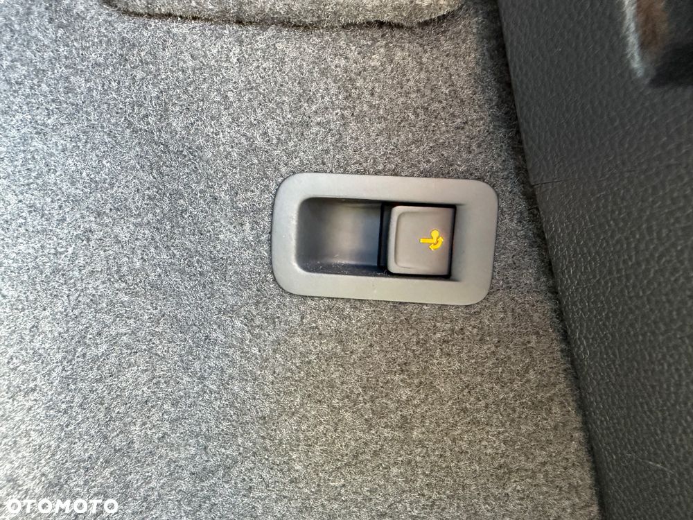 Skoda Karoq 1.5 TSI ACT DSG Selection - 35