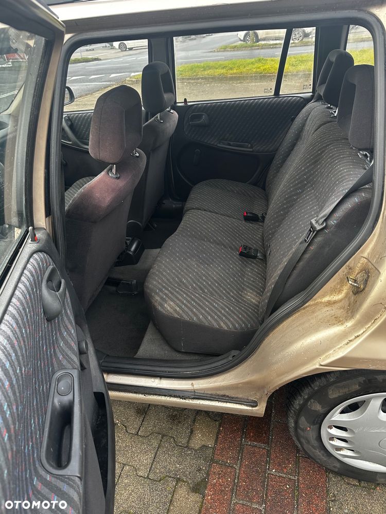 Opel Astra 1.6 Base - 12