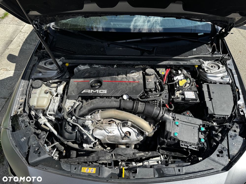Mercedes-Benz CLA - 31