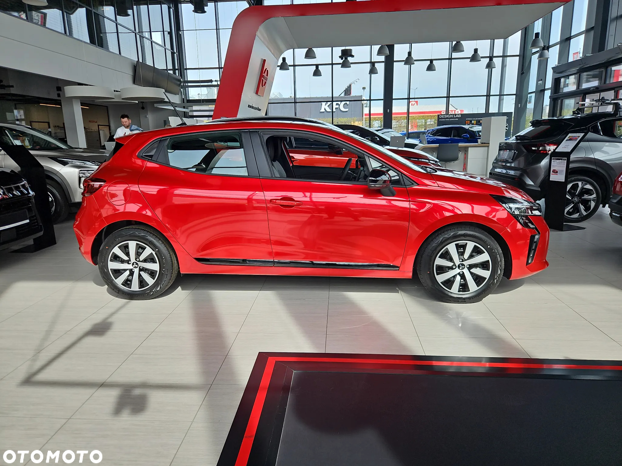 Mitsubishi Colt 1.0T Invite - 4
