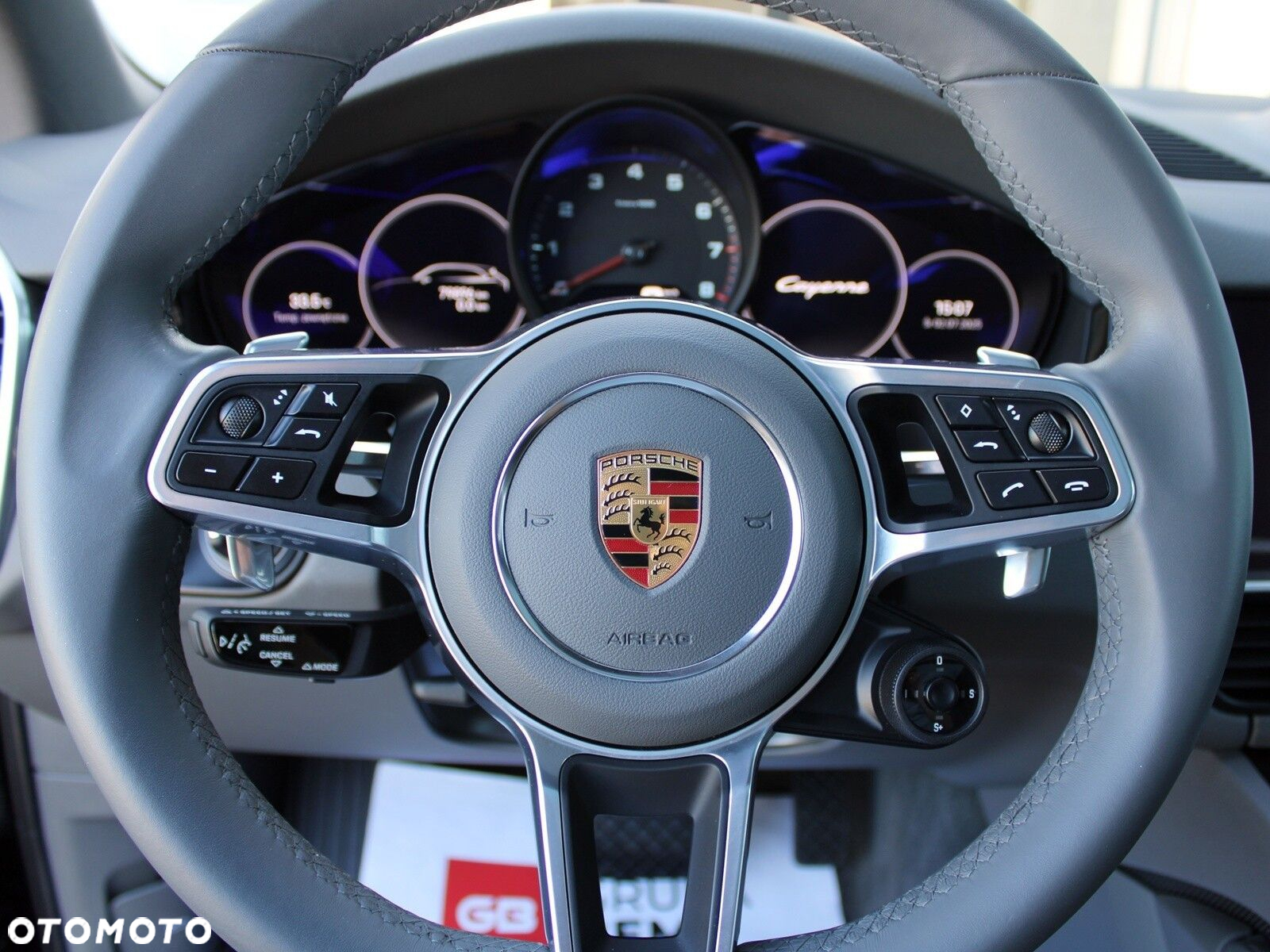 Porsche Cayenne Platinum Edition - 27