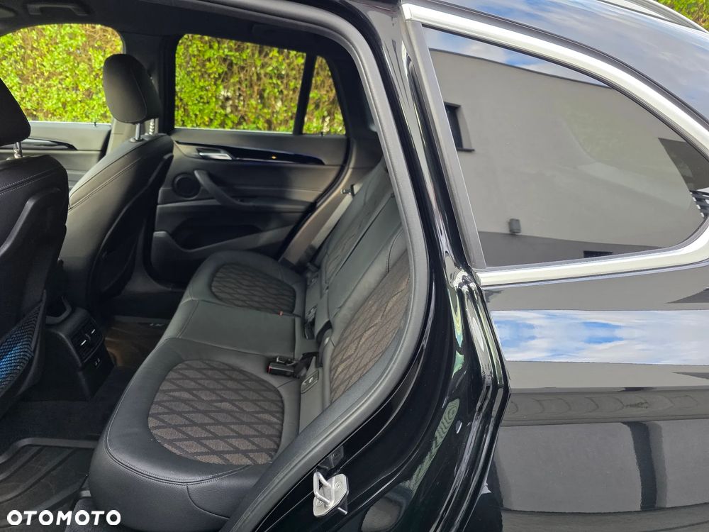 BMW X1 xDrive20i - 6