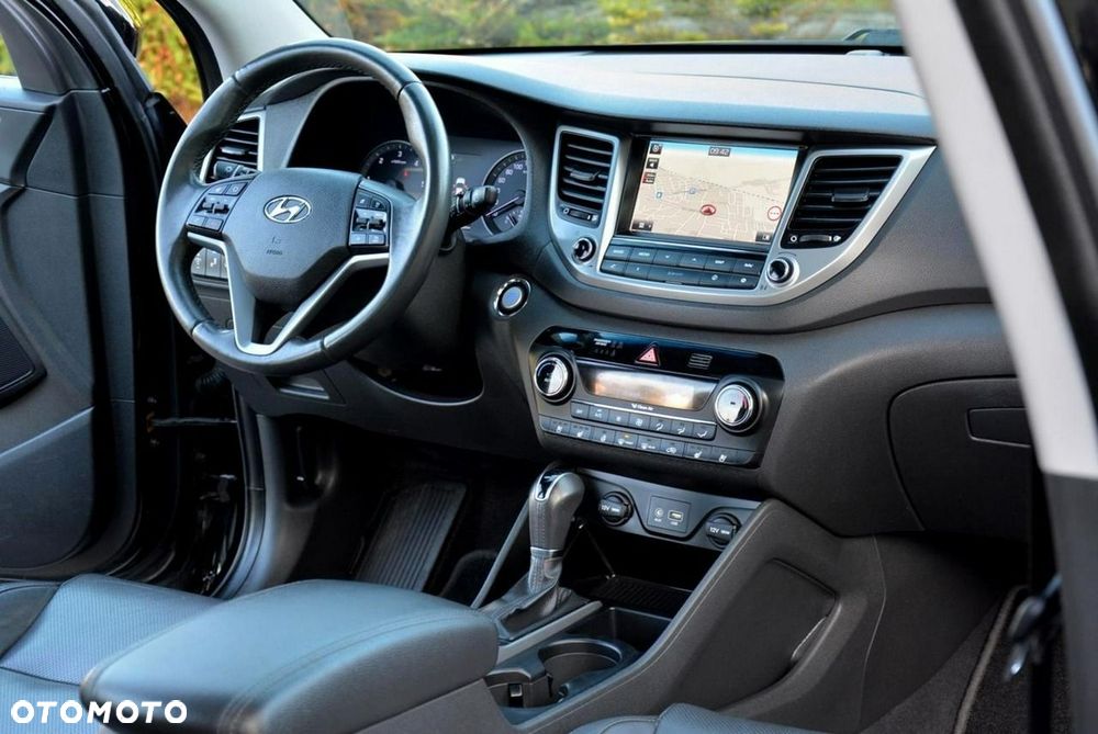 Hyundai Tucson 2.0 CRDI 4WD Automatik Premium - 18