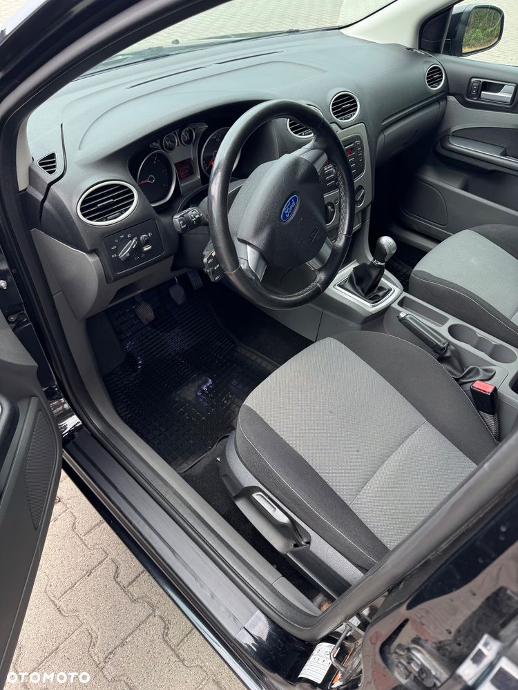 Ford Focus 1.6 TDCi DPF Trend - 11