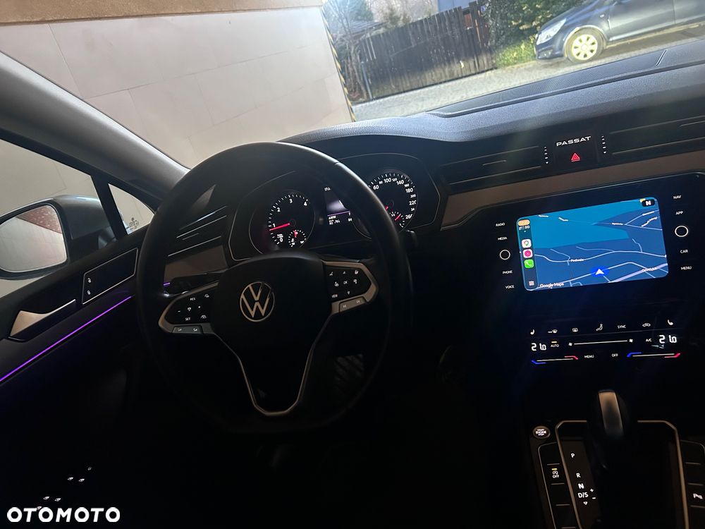 Volkswagen Passat 2.0 TDI SCR DSG Business - 9