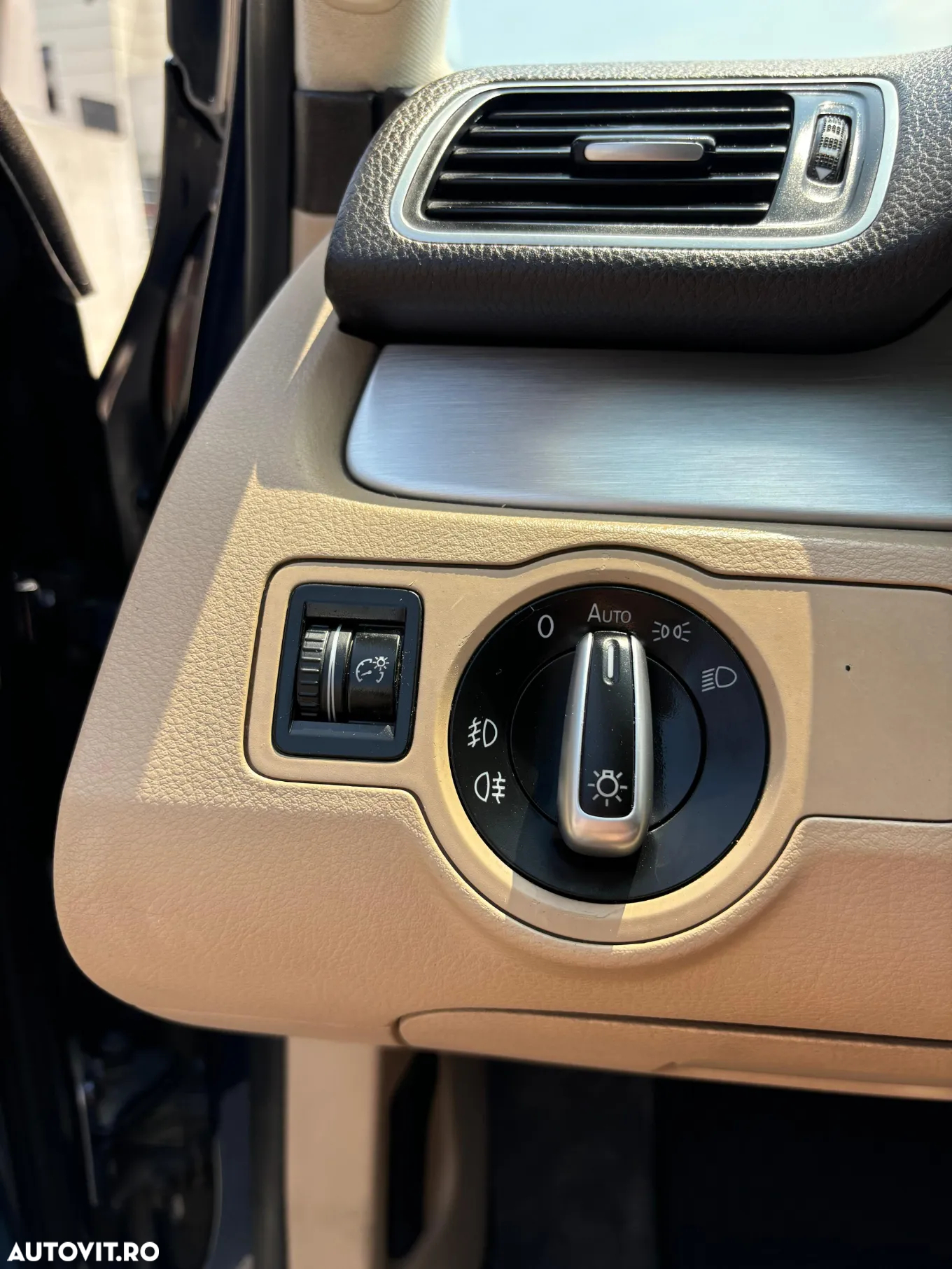 Volkswagen Passat Variant 2.0 TDI BlueMotion Technology Highline DSG - 18