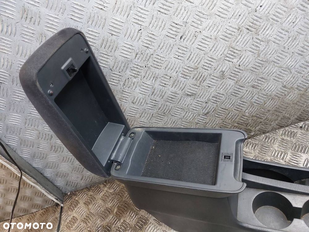 TUNEL ŚRODKOWY PODŁOKIETNIK TOYOTA COROLLA E12 HB 3D - 5