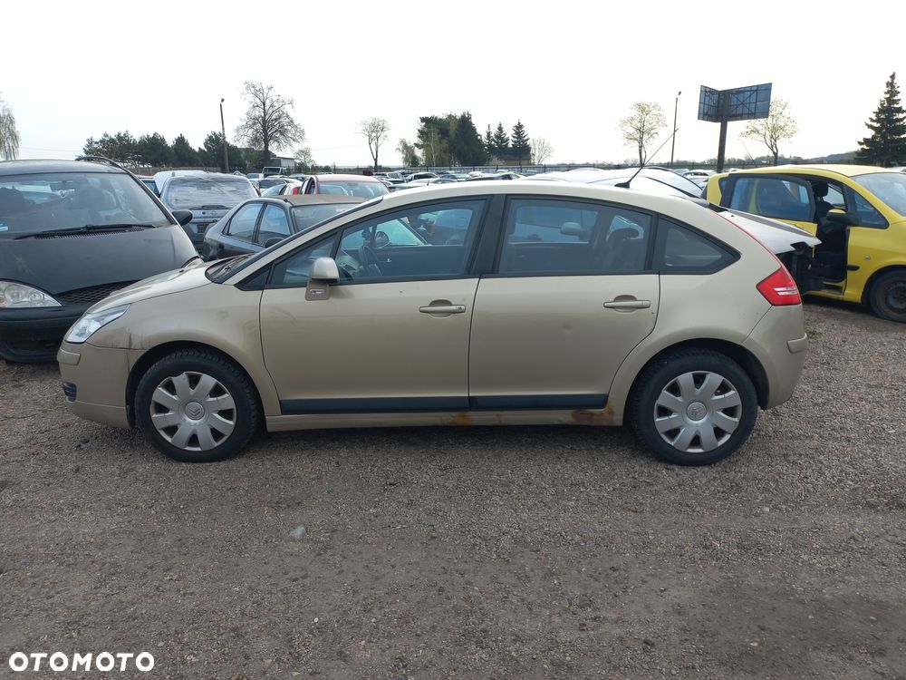 Citroen C4 1.6 Hdi 06r KCW wszystkie części  zderzak drzwi - 2