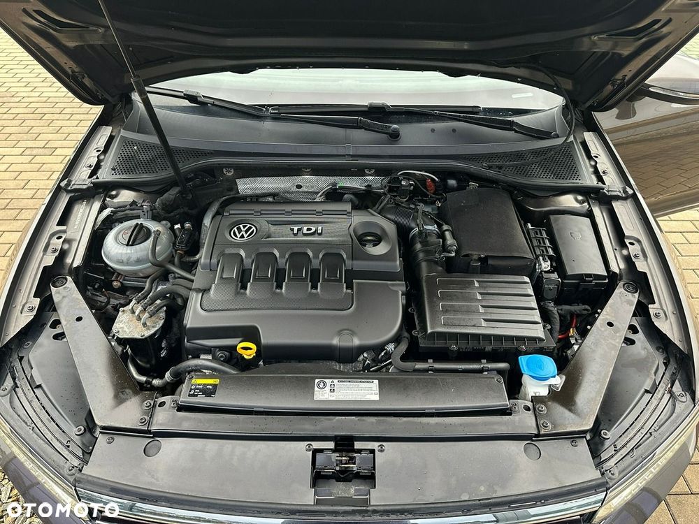 Volkswagen Passat Variant 2.0 TDI DSG (BlueMotion Technology) Comfortline - 34