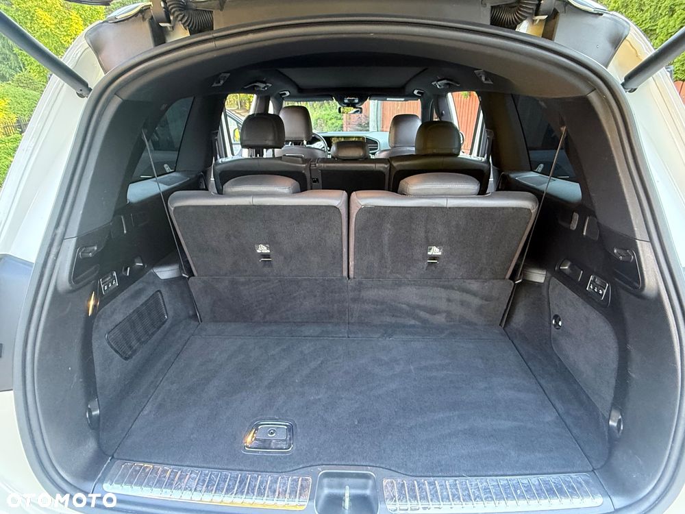 Mercedes-Benz GLS - 20