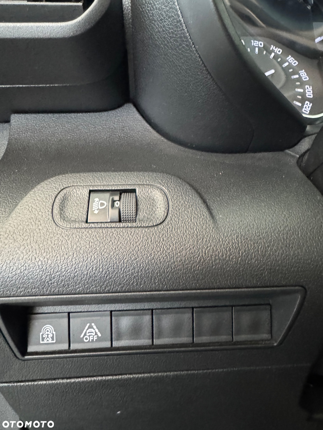 Toyota Proace City Verso 1.2 Turbo L1 Team Deutschland - 21