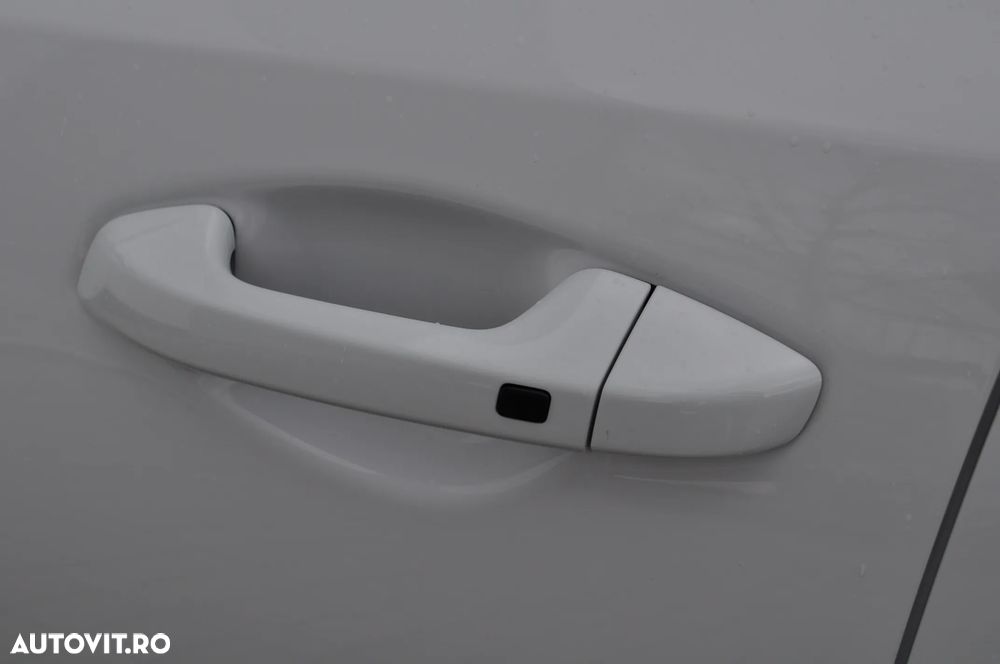 Kia XCeed 1.6 GDI 6DCT PHEV Vision - 15
