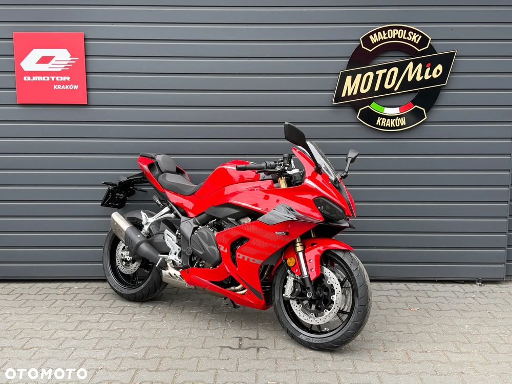 QJMOTOR SRK 800RR - 4