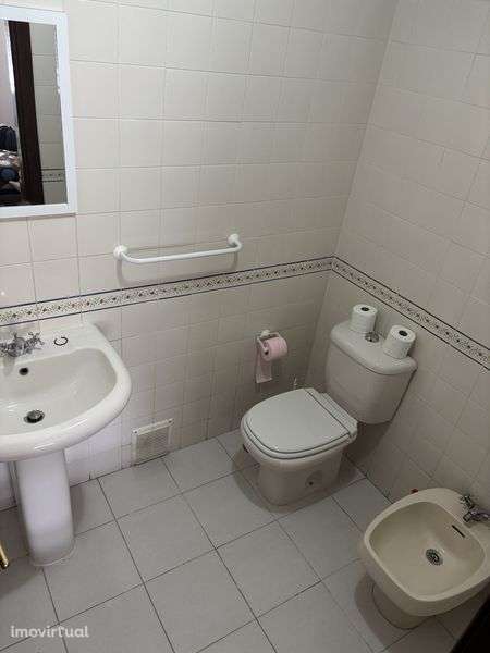 Aluga-se apartamento oliveira do hospital - Grande imagem: 3/4