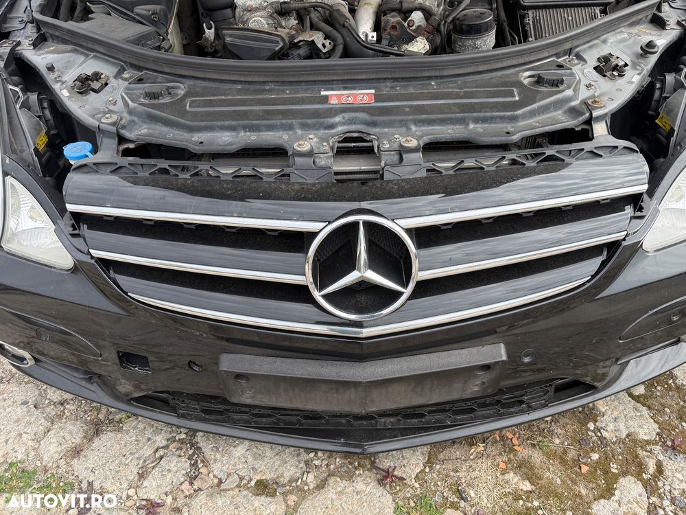 Grila centrala mercedes r class w251 non facelift - 1