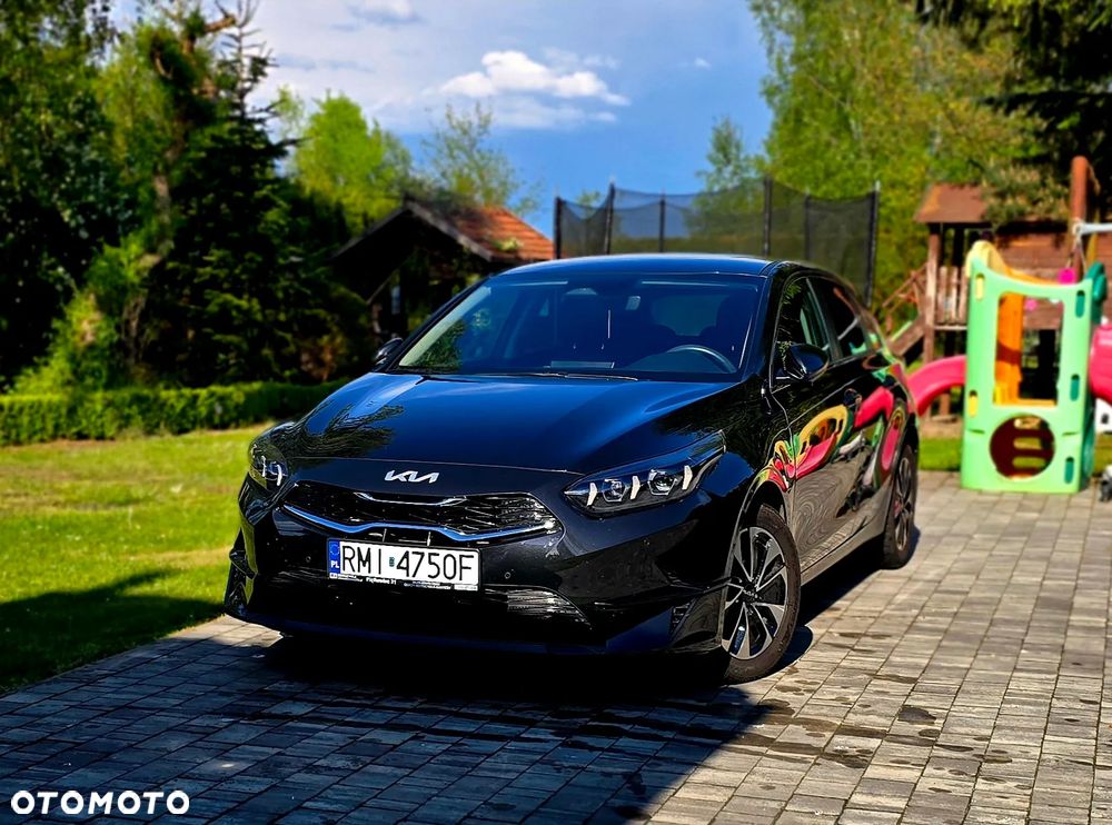 Kia Ceed 1.5 T-GDI Tribute - 1