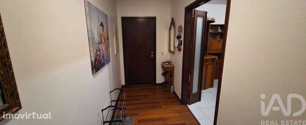 Apartamento T2 em Santa Maria de Lamas de 87,7 m2 - Grande imagem: 2/35