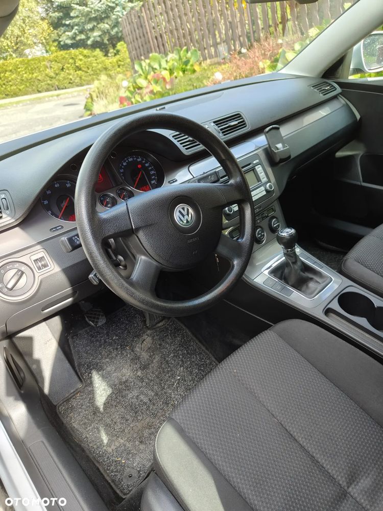 Volkswagen Passat 1.6 Trendline - 13