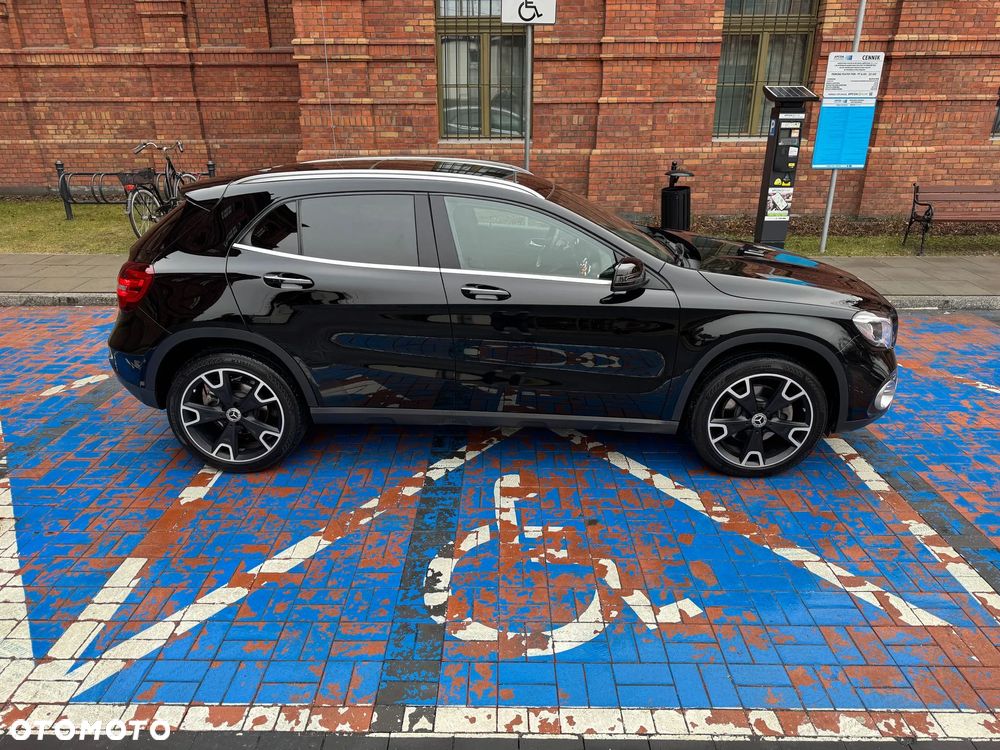 Mercedes-Benz GLA 250 7G-DCT UrbanStyle Edition - 8