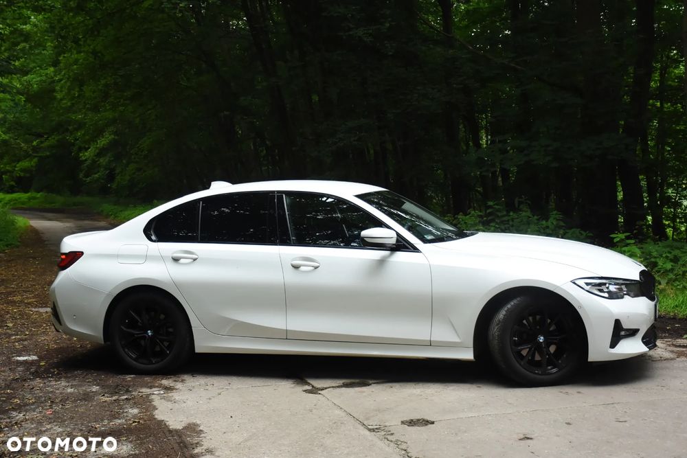 BMW Seria 3 320i - 6