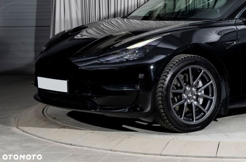 Tesla Model 3 Langstreckenbatterie Allradantrieb Dual Motor - 3