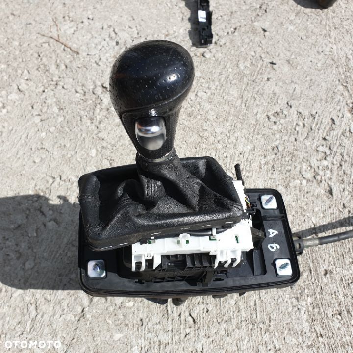 AUDI A6 C6 WYBIERAK GALKA MIESZEK AUTOMAT 07R - 2