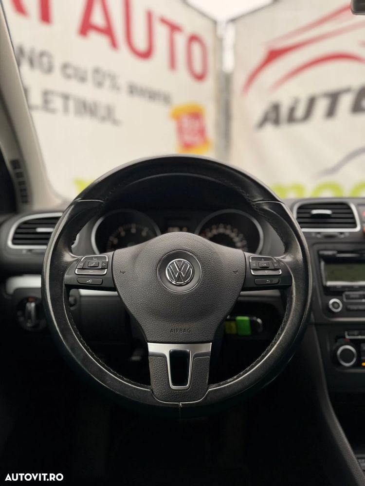Volkswagen Golf 1.4 TSI Highline DSG - 29