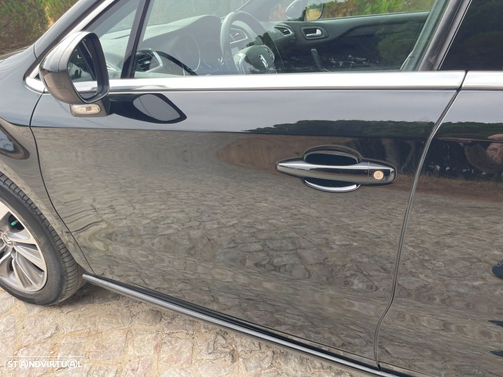 Citroën DS4 1.6 e-HDi So Chic CMP6 - 10