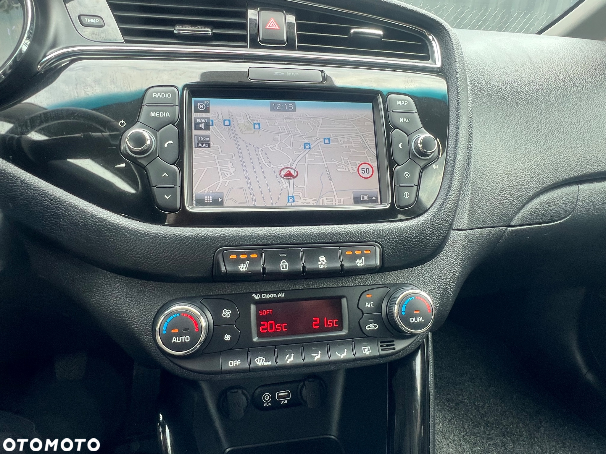 Kia Ceed - 13