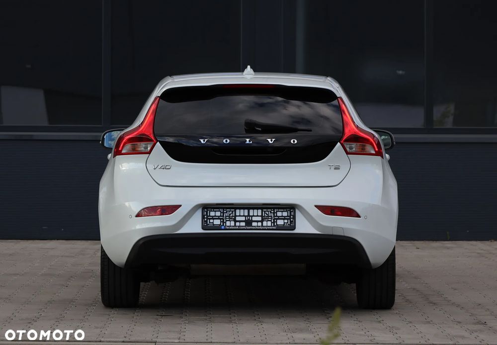 Volvo V40 T2 Drive-E Momentum - 41