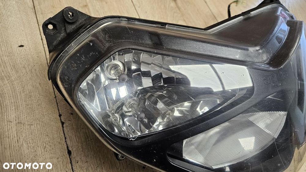 Reflektor lampa Aprilia SL1000 Falco - 4