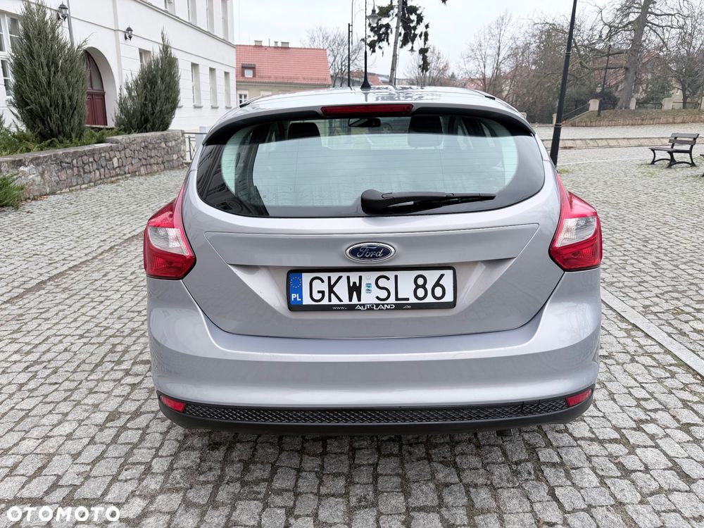 Ford Focus 1.6 Trend - 29
