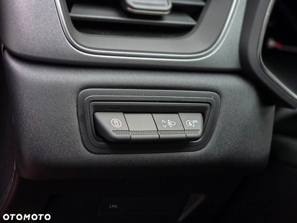 Renault Captur - 26