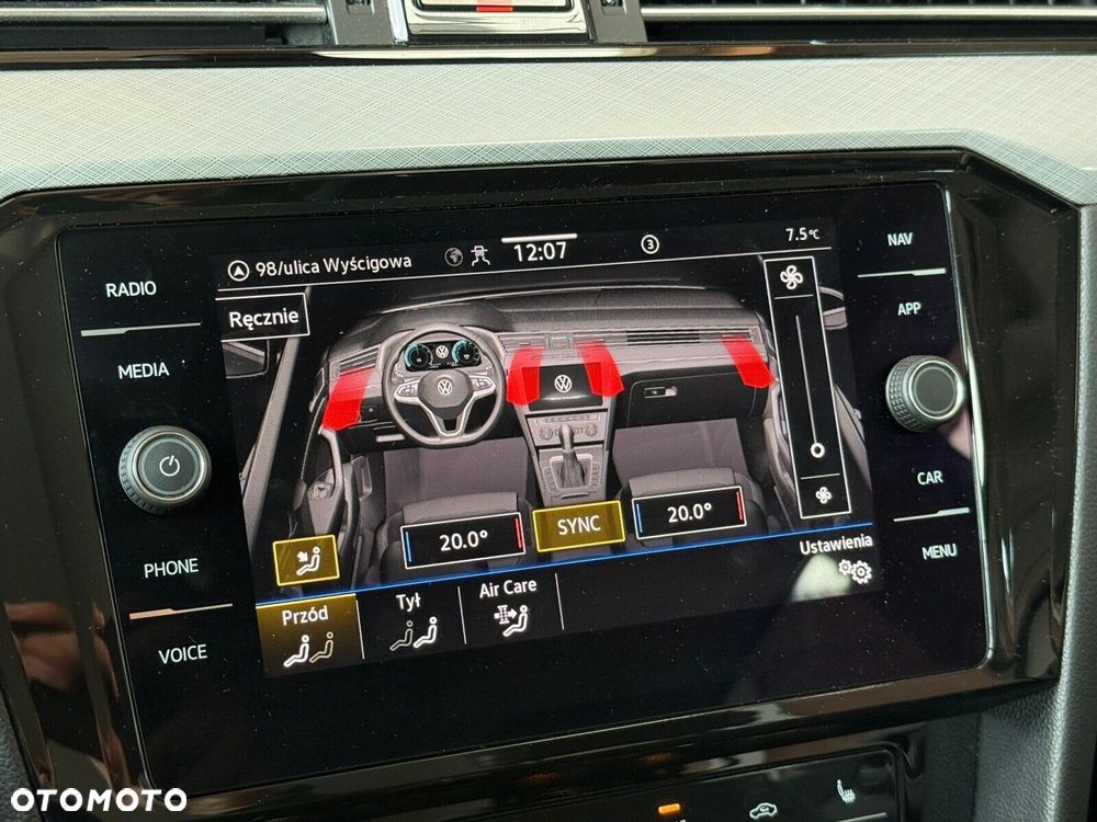 Volkswagen Passat - 26