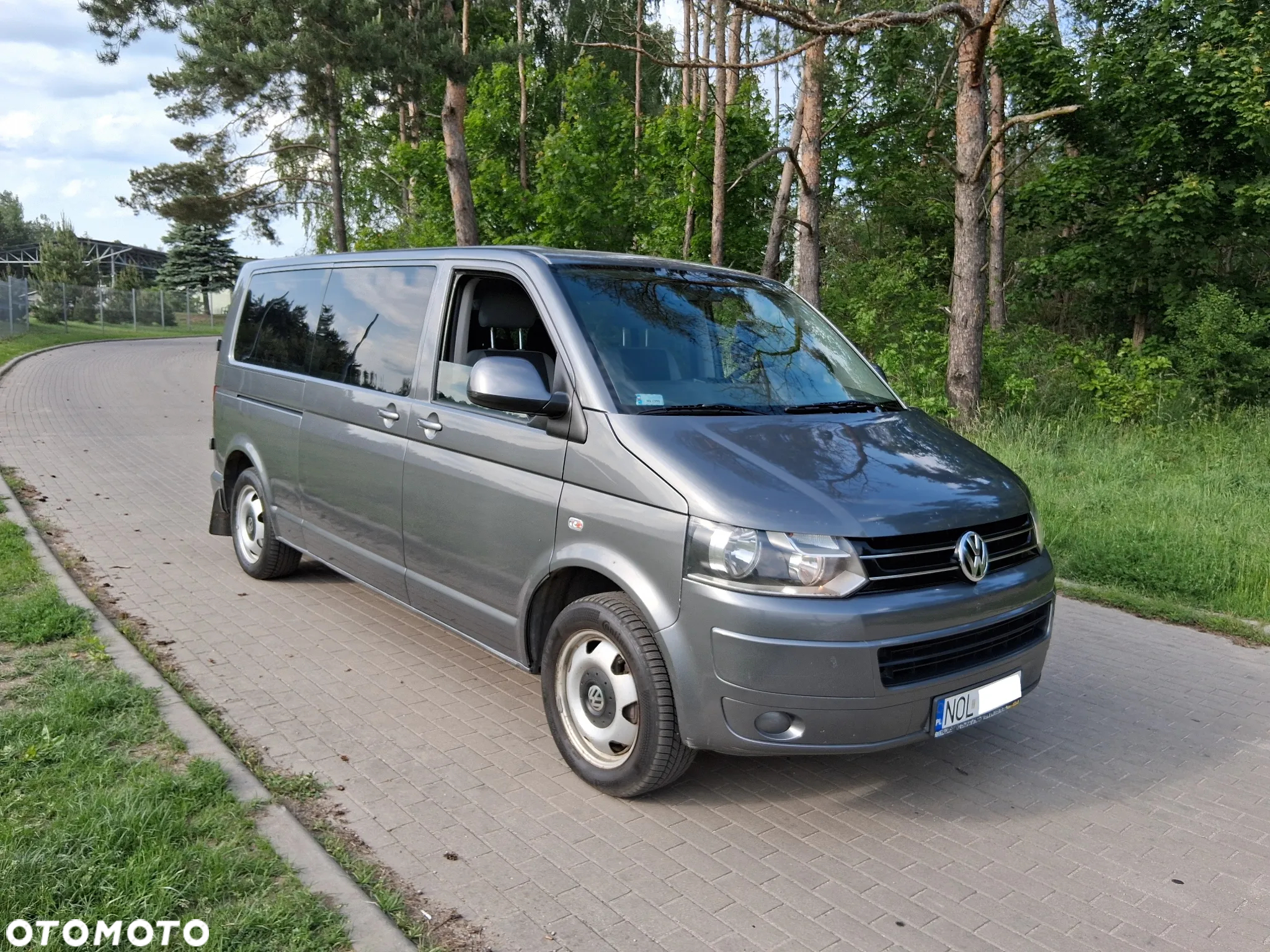 Volkswagen Caravelle BiTDI L2 Comfortline 4Motion - 24