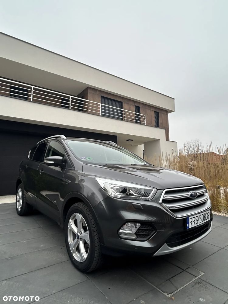 Ford Kuga 1.5 EcoBoost 4x4 Titanium - 2